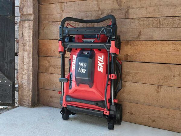 PROMO - Skil 0140 BA - Tondeuse à gazon à batterie - 2x20V/4ah - Coupe 43 cm
